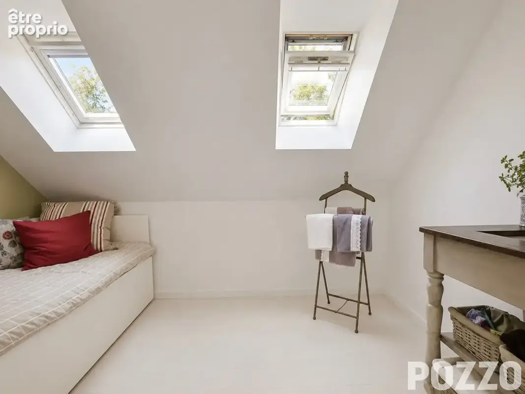 A VENDRE- Maison 195m² - Piscine - SAINT-PAIR-SUR-MER (50380) - photo 15