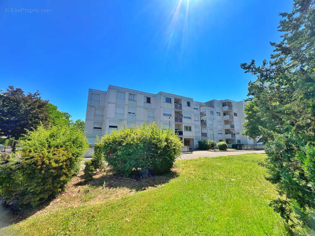 Appartement à SAINT-PRIEST