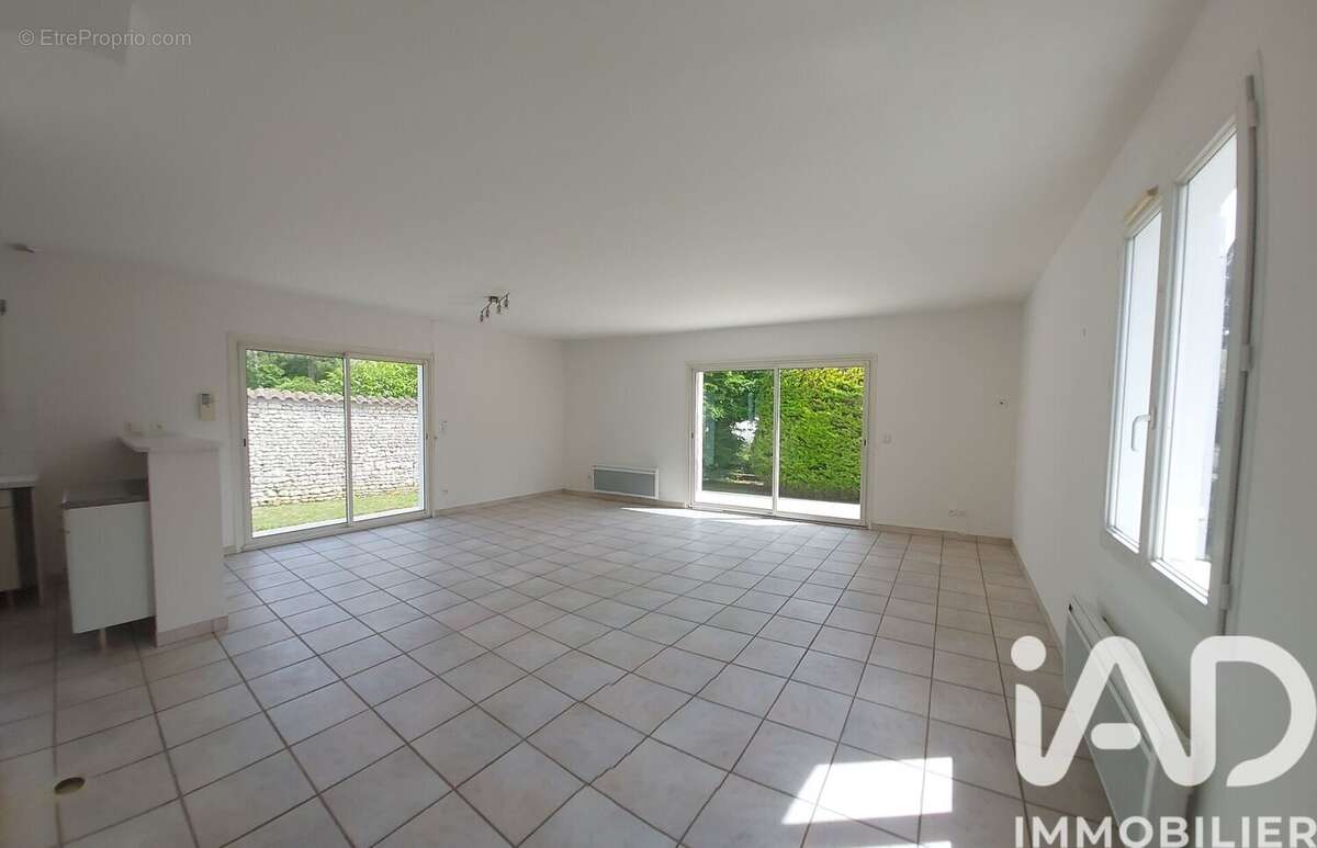 Maison 101 m² à Perigny  - photo 4