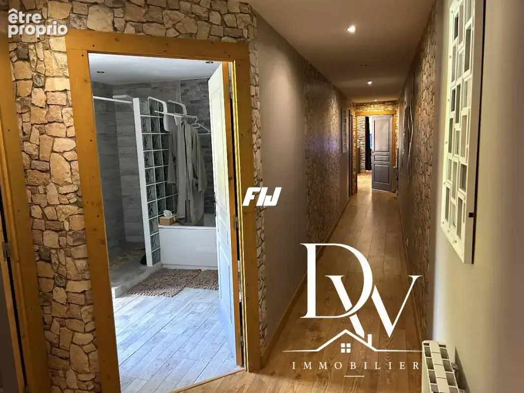 Maison 7 pièces / 262 m² / 399 000 EUR / LES RUES-DES-VIGNES - photo 13