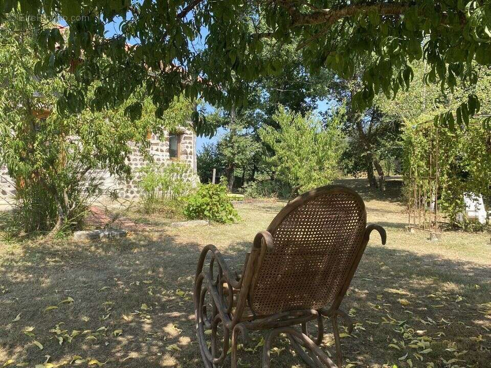 Ancien corps de ferme avec gîte - photo 13