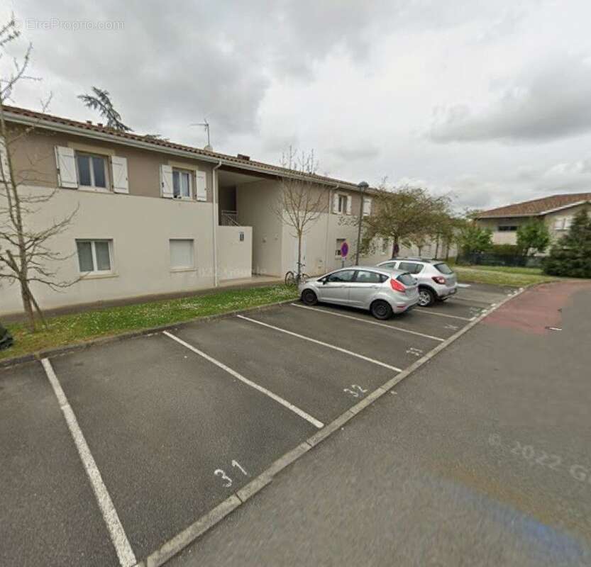 Appartement à MONTUSSAN