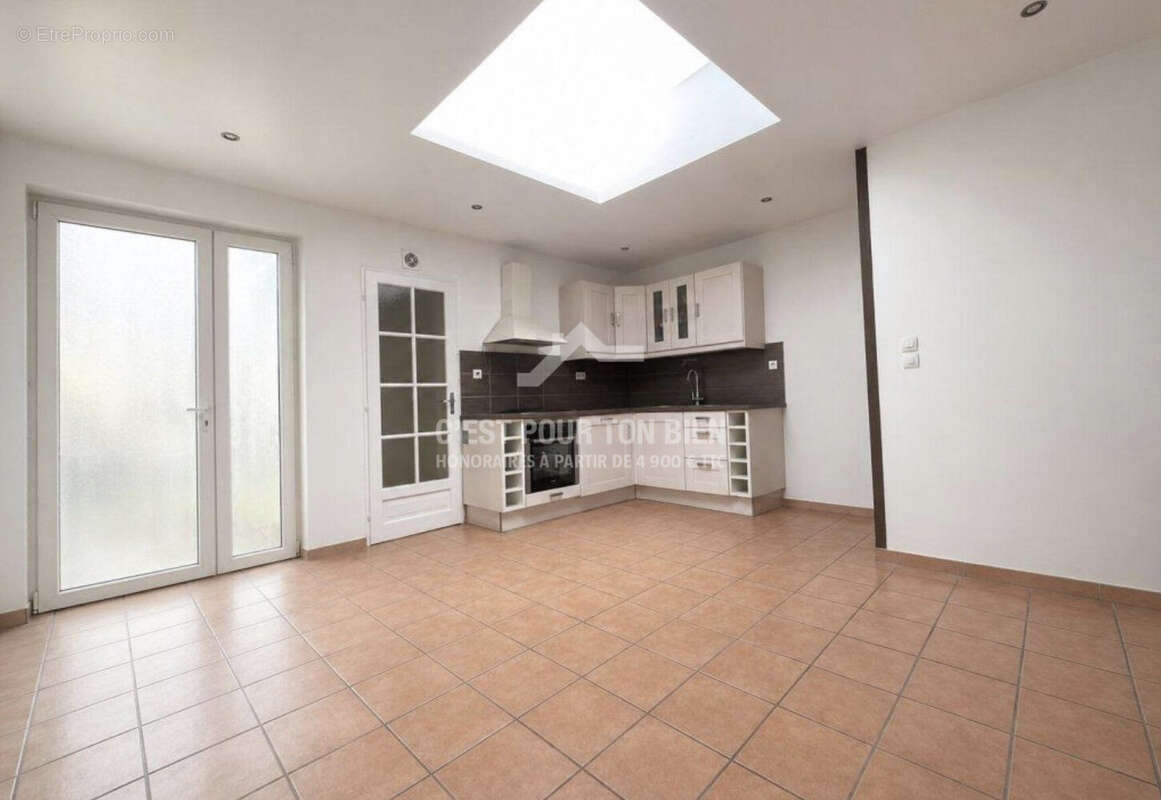 Maison 112 m² à Croix  - photo 3