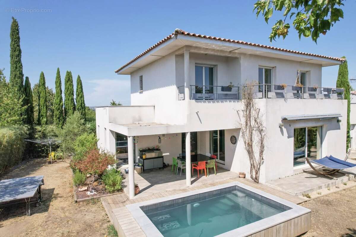 Belle villa contemporaine avec bassin à Bouillargeus en périphérie de Nîmes - photo 4