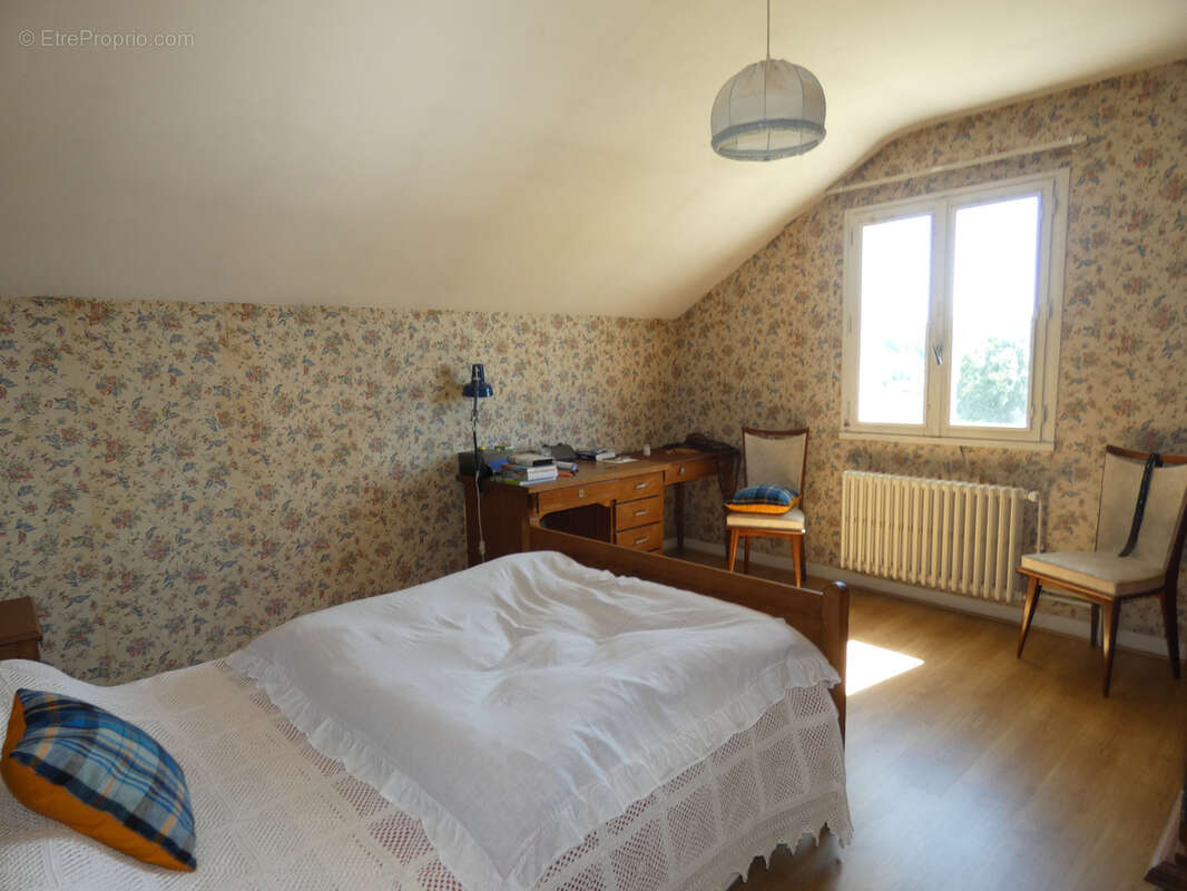 Maison à LATRONQUIERE