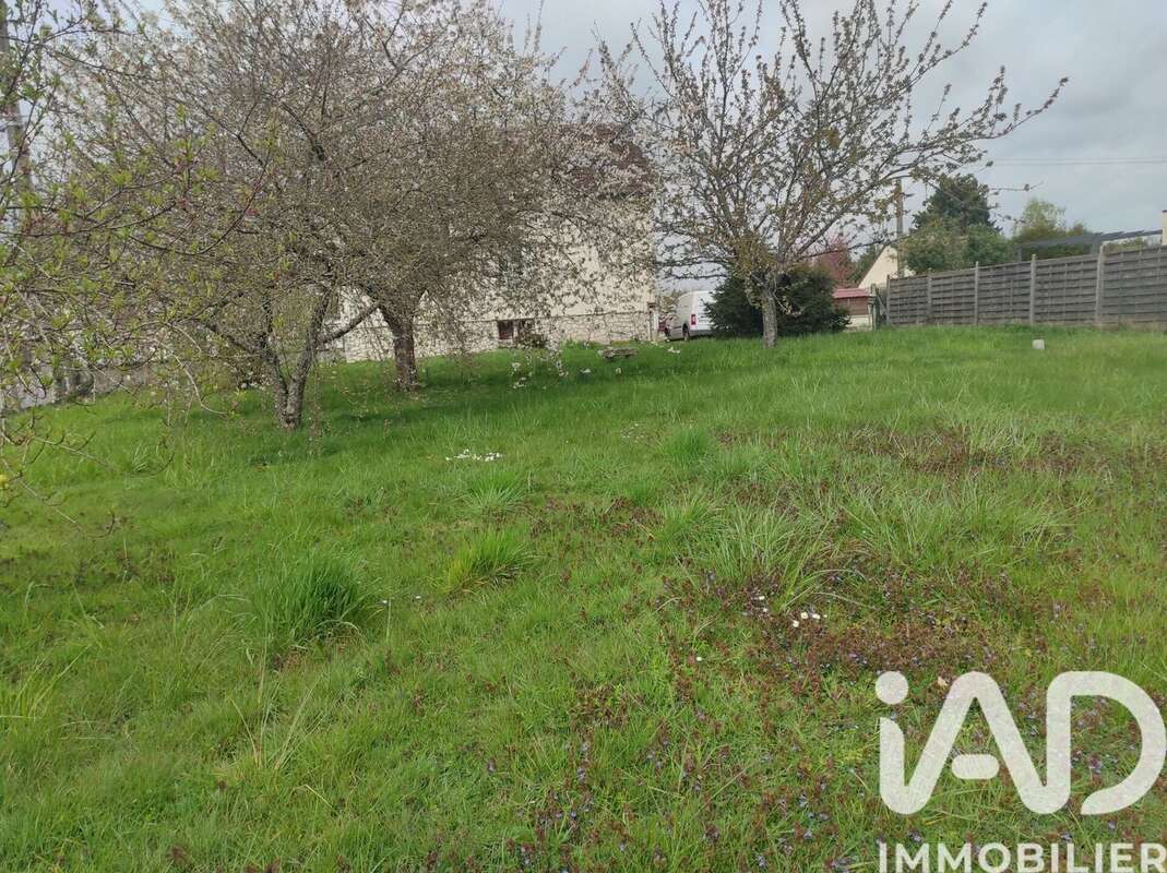 Terrain 574 m² à Mons-En-Montois  - photo 3