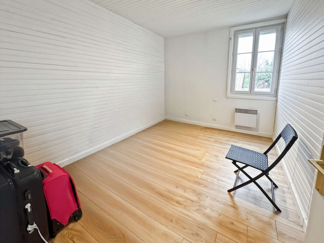 Appartement à LE TEMPLE