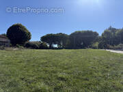 Terrain à SAINT-GENIES-BELLEVUE