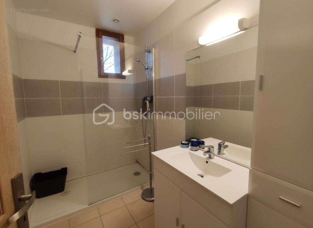 Maison à LAMALOU-LES-BAINS