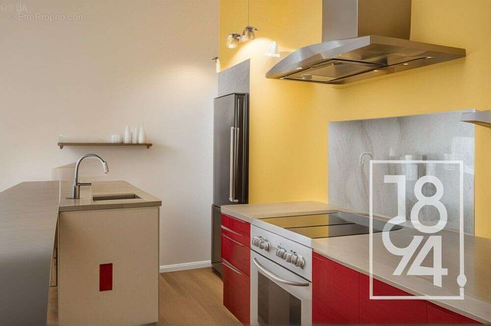 Appartement à MARSEILLE-6E