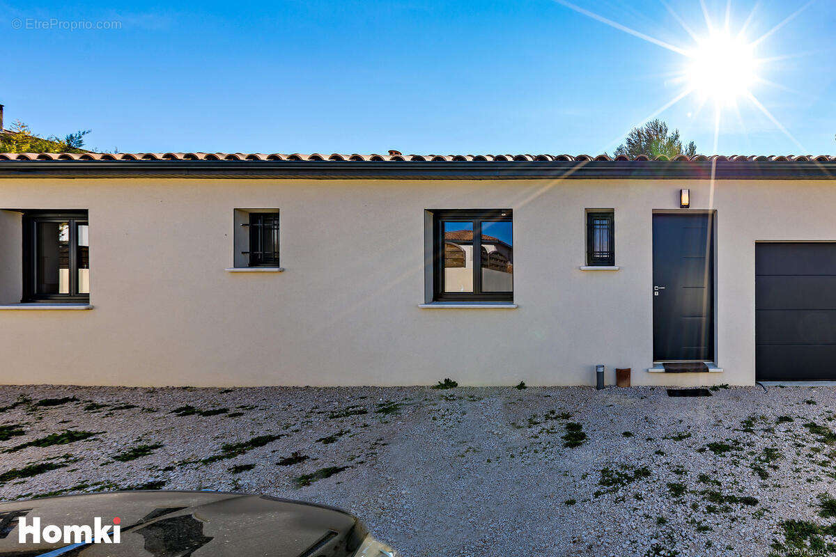 Maison à SAINT-BAUZILLE-DE-LA-SYLVE