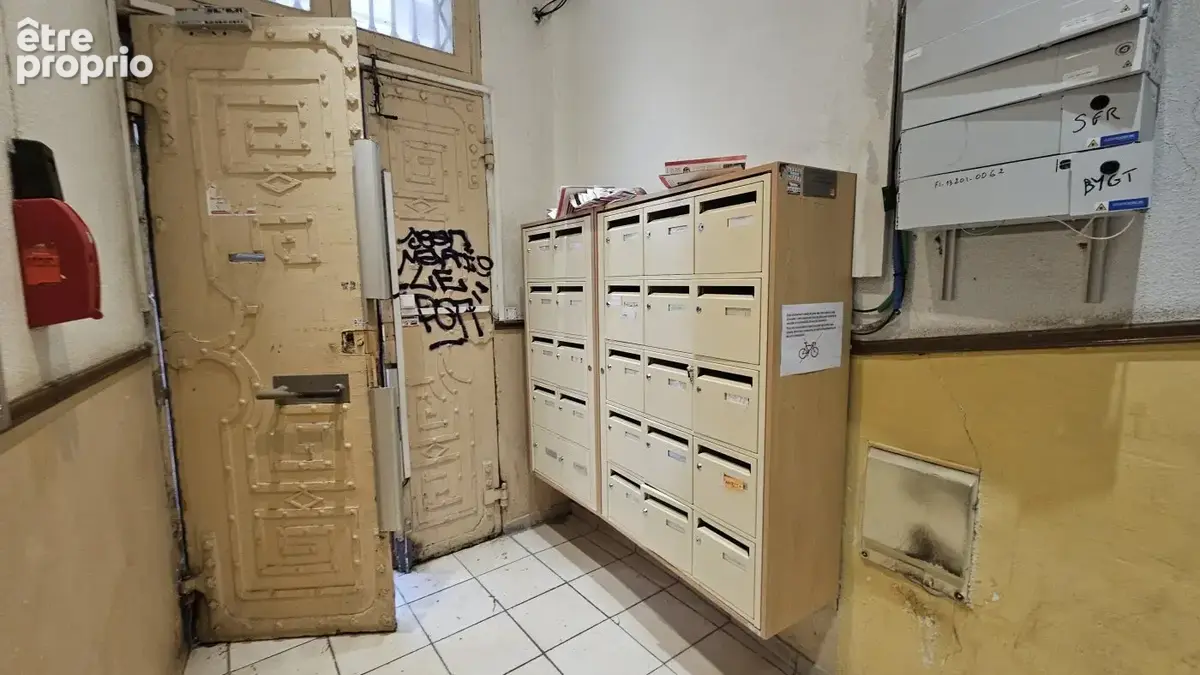 Appartement 1 pièce 17 m² à vendre à Marseille-1e (13001) - photo 3