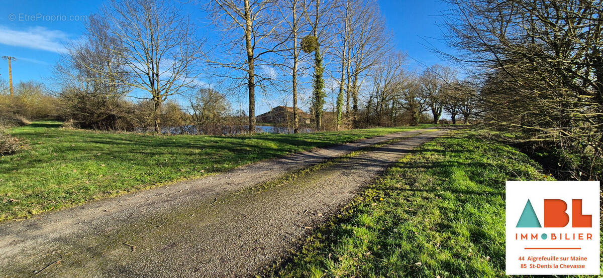 Maison à LES BROUZILS