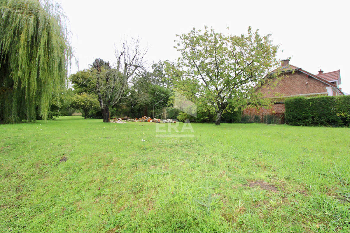 Maison à AMIGNY-ROUY