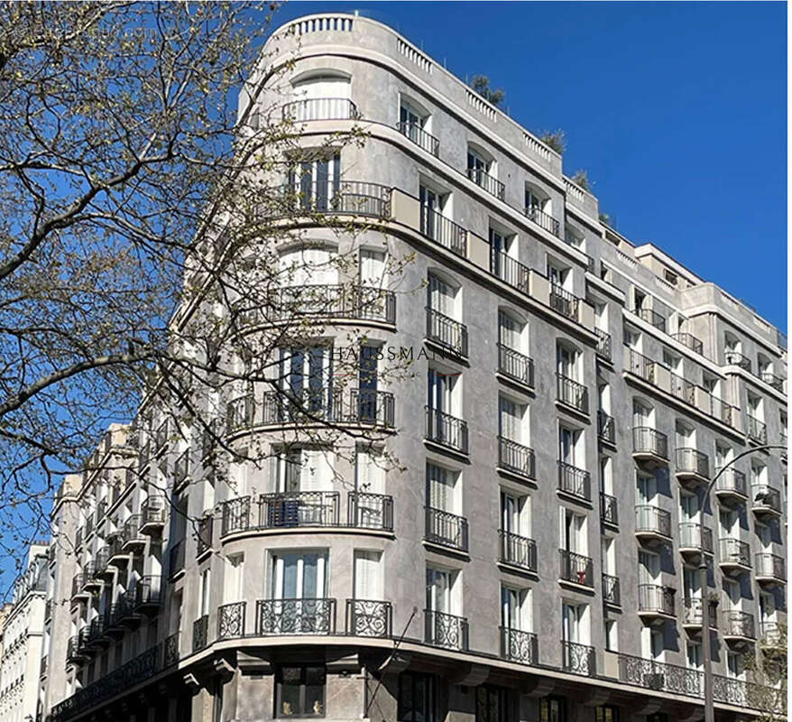Appartement à PARIS-9E