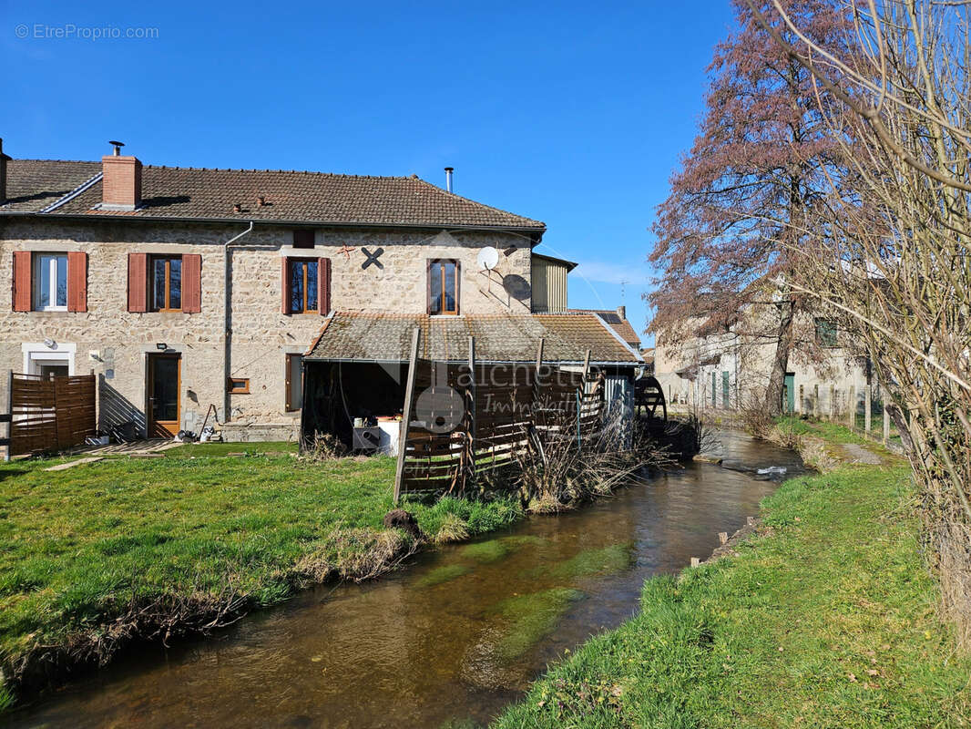Maison à SAINT-CLEMENT