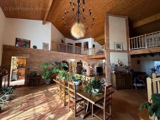 Maison à LABASTIDE-BEAUVOIR