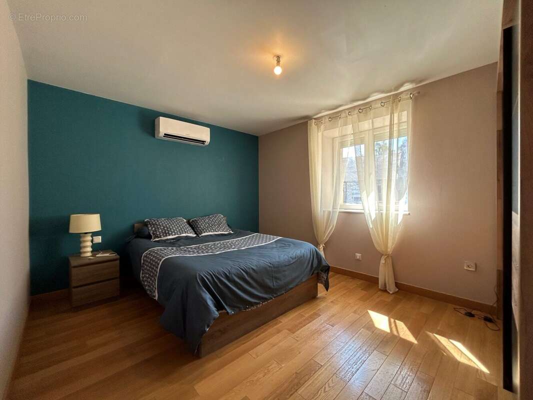 Maison 223 m² à Marnay  - photo 9