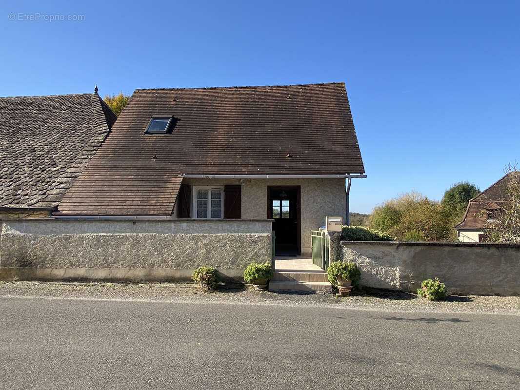 Maison à GAGNAC-SUR-CERE