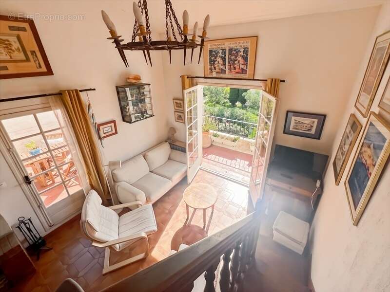 Appartement à HYERES