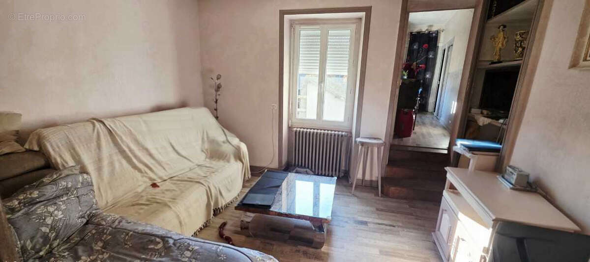 Maison à ARNAC-POMPADOUR