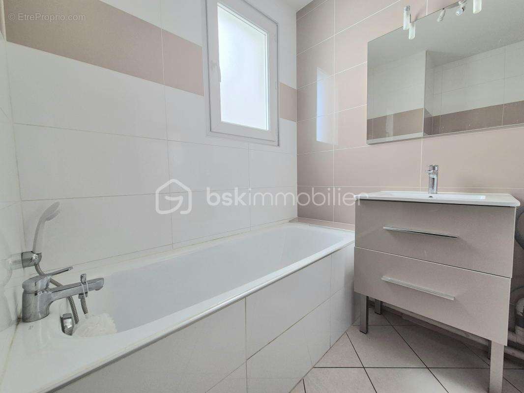 Appartement à ECHIROLLES