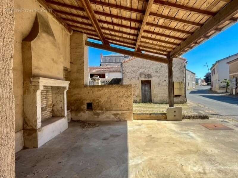 Maison de plain-pied lumineuse avec patio – 100 m² – Aucun travaux à prévoir - photo 13