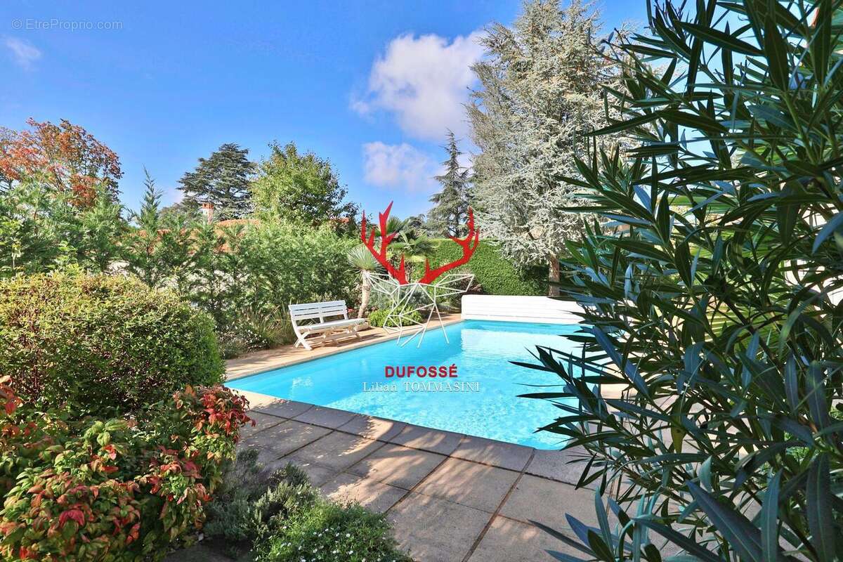 Photo 7 - Maison à LA TOUR-DE-SALVAGNY