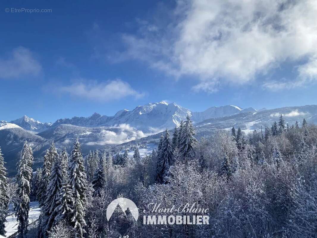Appartement à COMBLOUX