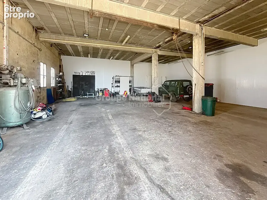 Exceptionnel à Châteauneuf-du-Pape : Hangar de 170 m² sur terrain de 250 m²  environs Potentiel Loft - photo 9