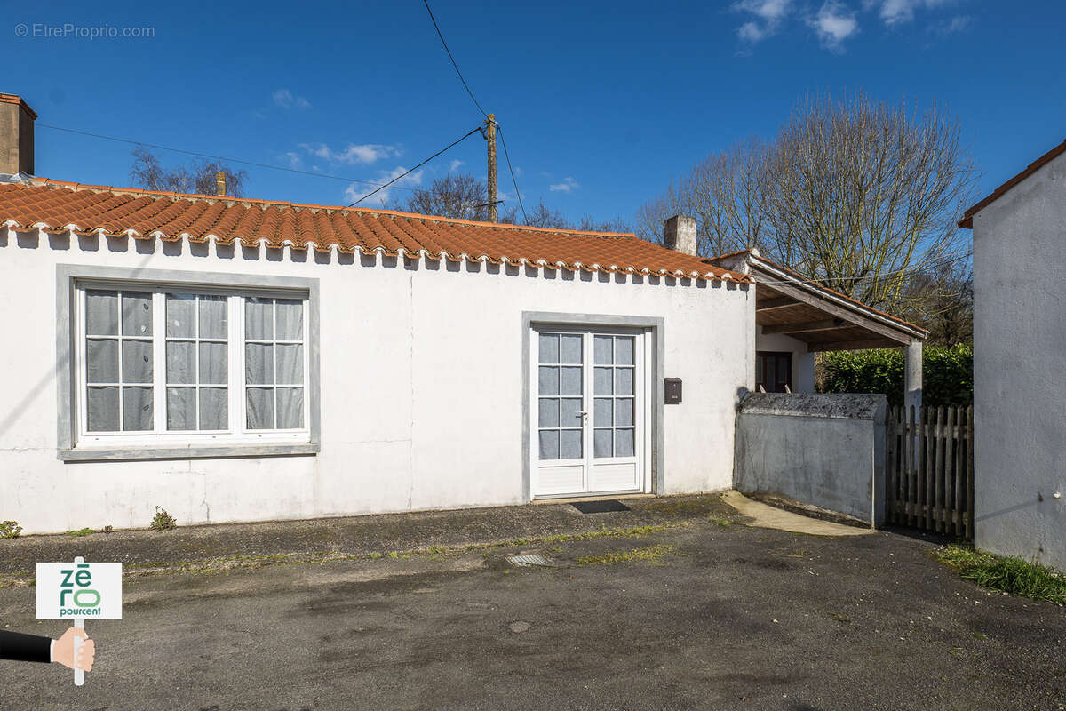 Maison à CHATEAUNEUF
