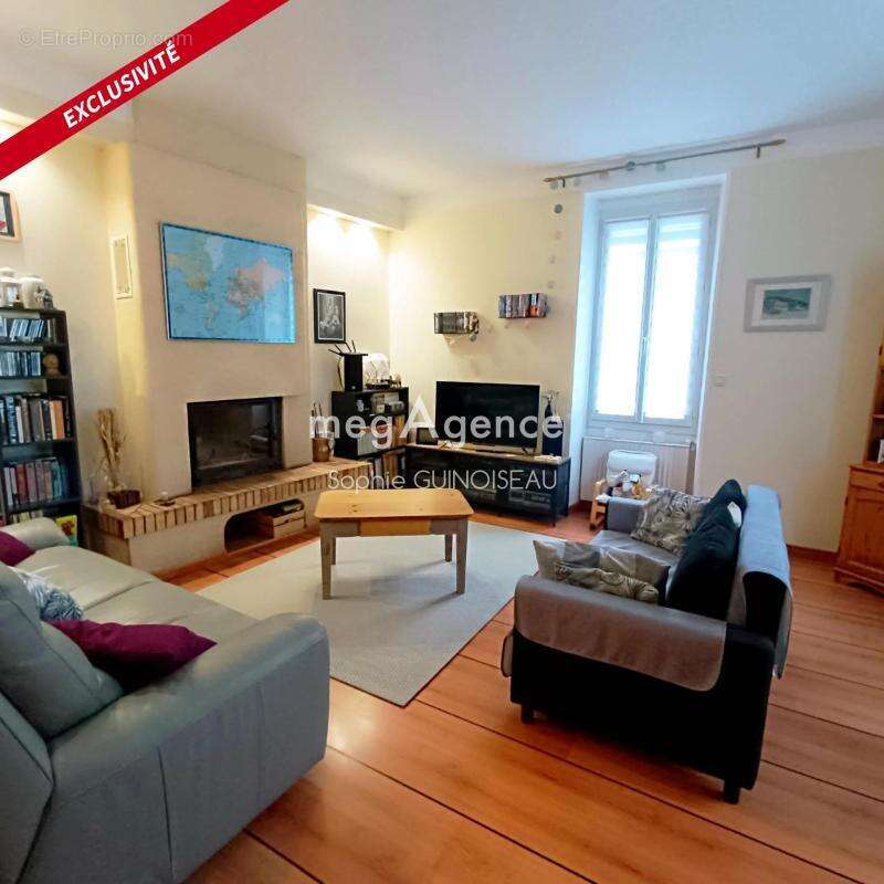 Bien de caractère au cœur de cholet, 5 chambres - photo 2