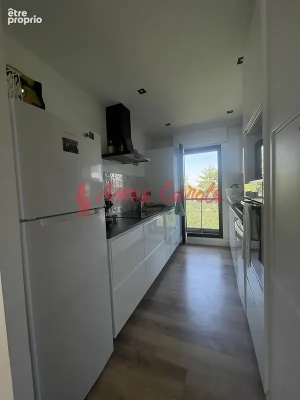 Lumineux T2 de 67 m2 en étage élevé avec 2 balcons   Rénové et idéalement agencé - photo 6