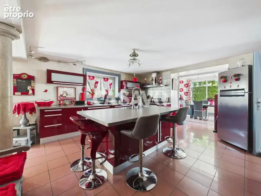 Vente Maison 5 pièces de 195m² - 69700 Givors - photo 6