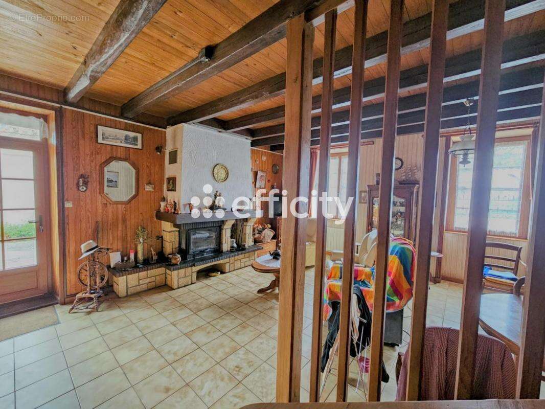 Maison à SAINTE-RADEGONDE