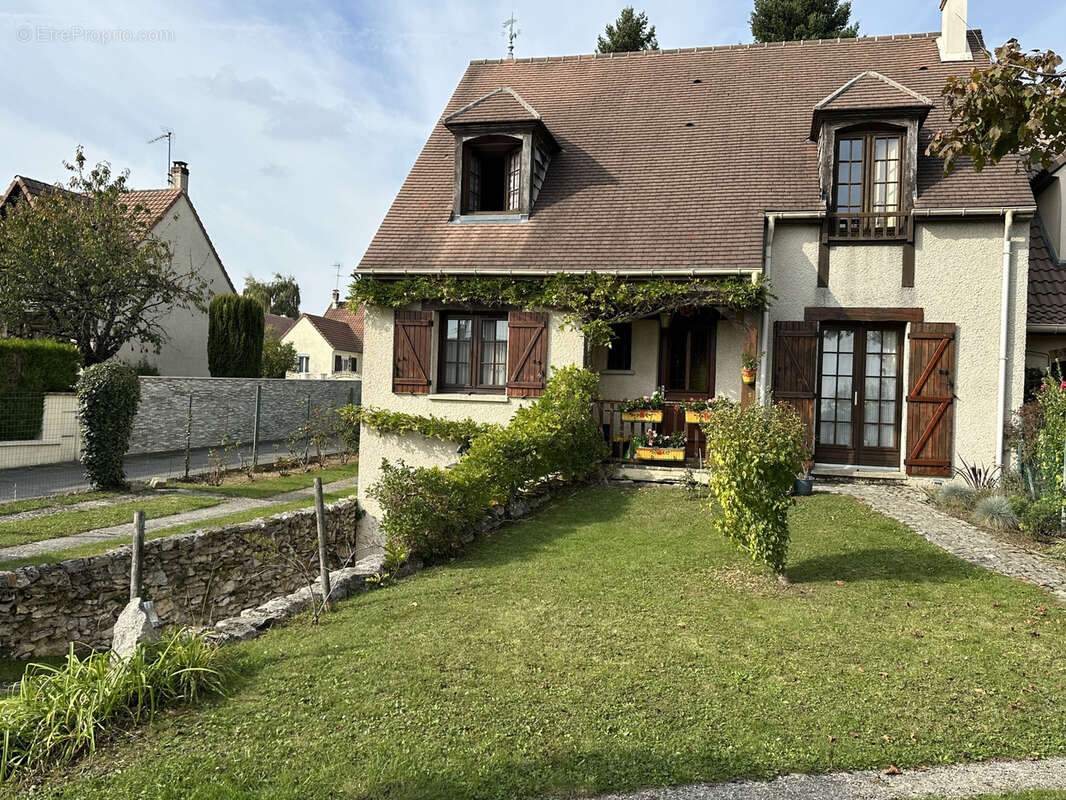 Maison à THORIGNY-SUR-MARNE