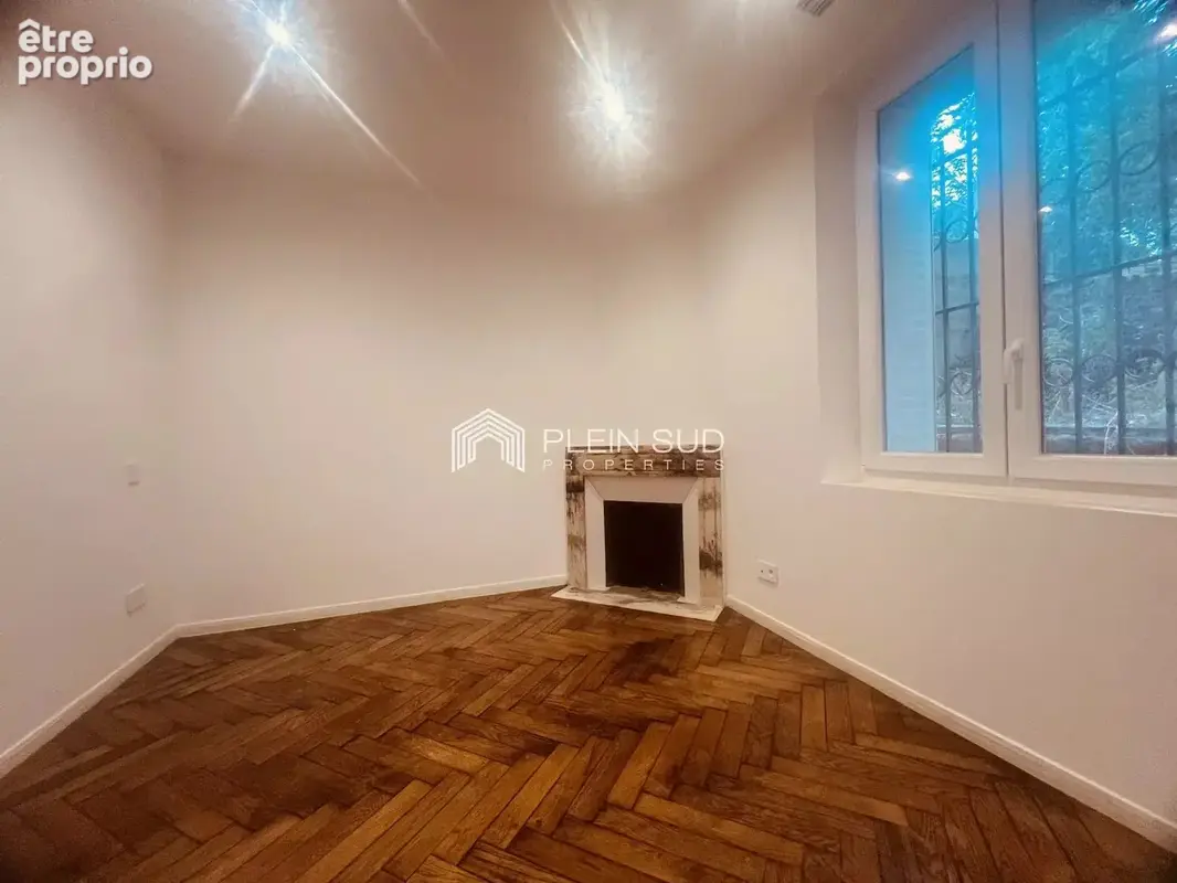 Cannes, superbe appartement 5 pièces. Immeuble Art deco - photo 17