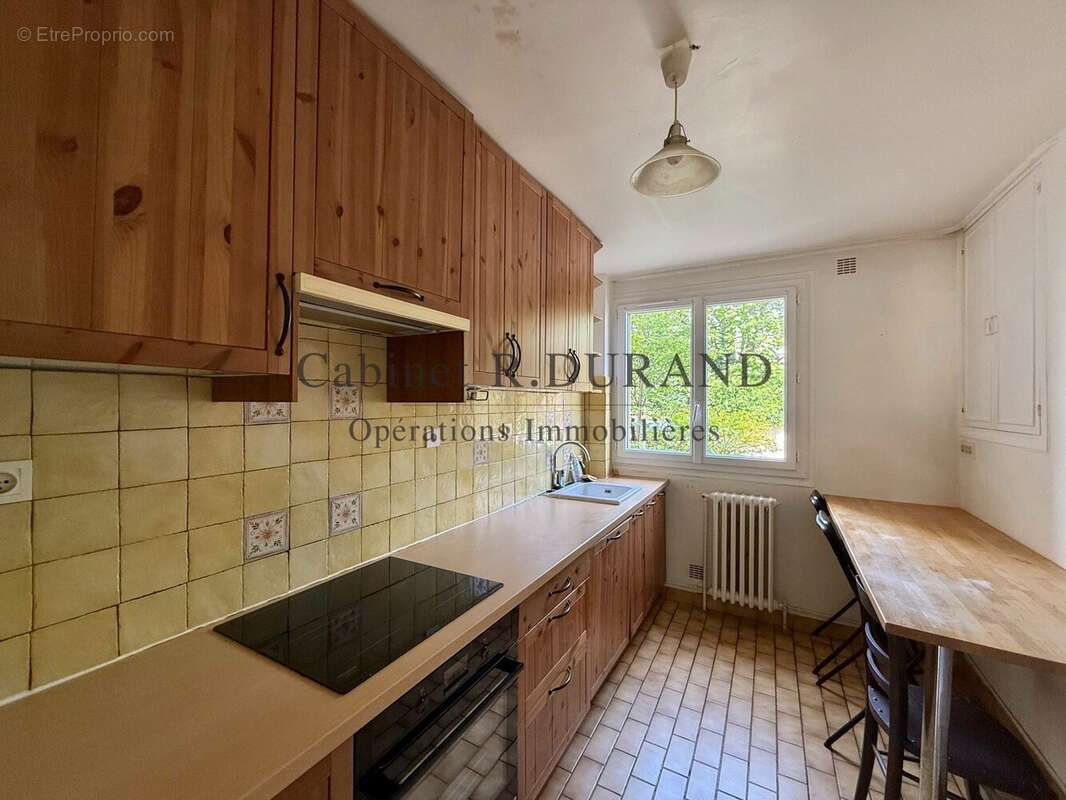 Appartement à COLOMBES