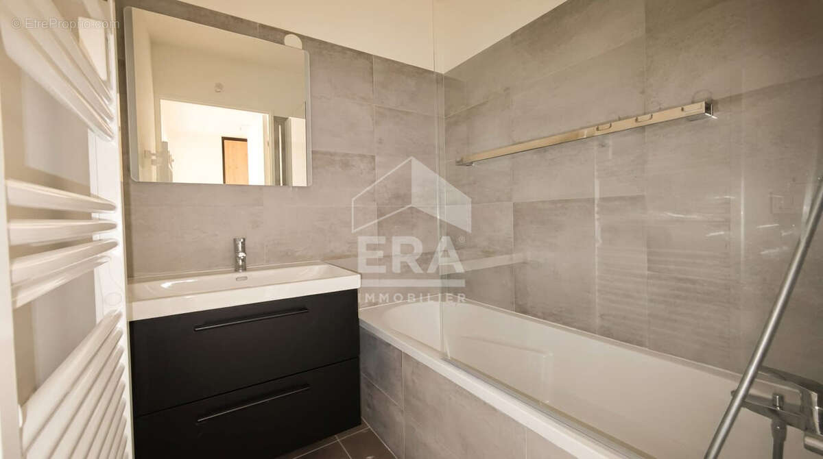 Appartement à SAINT-DENIS