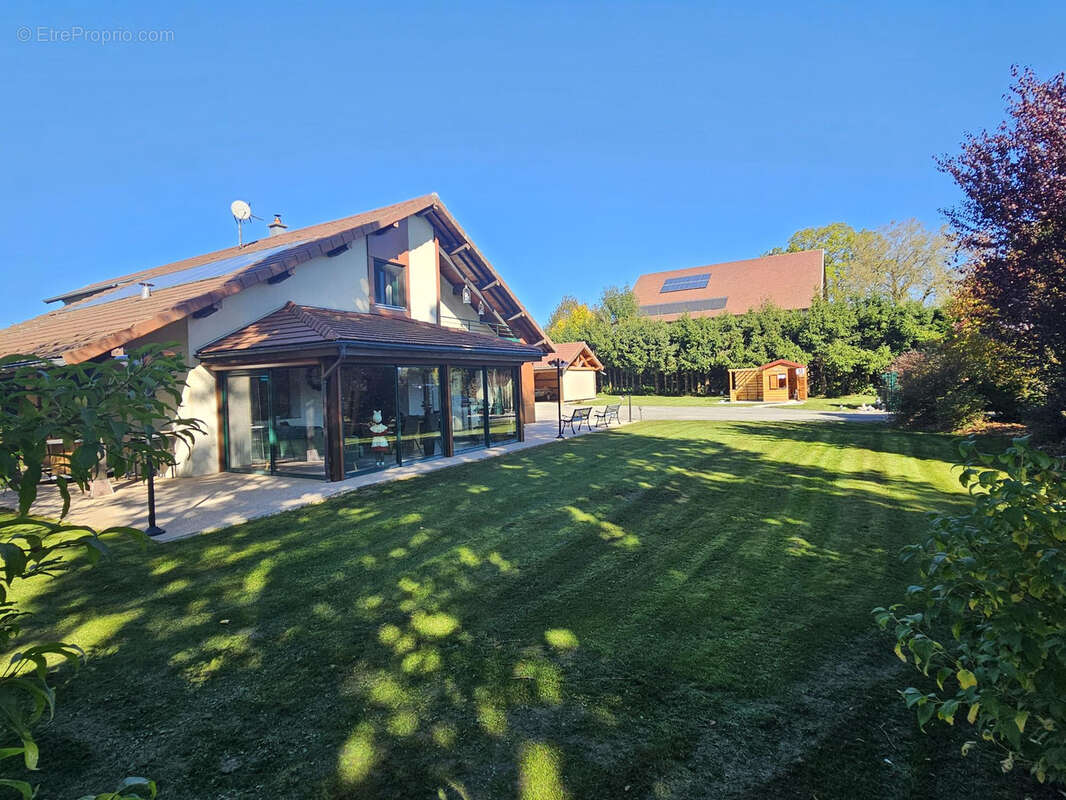 Maison à GRANDFONTAINE-SUR-CREUSE