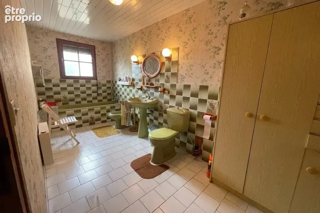 Maison de caractère avec  6 chambres, piscine et bel espace extérieur - photo 8