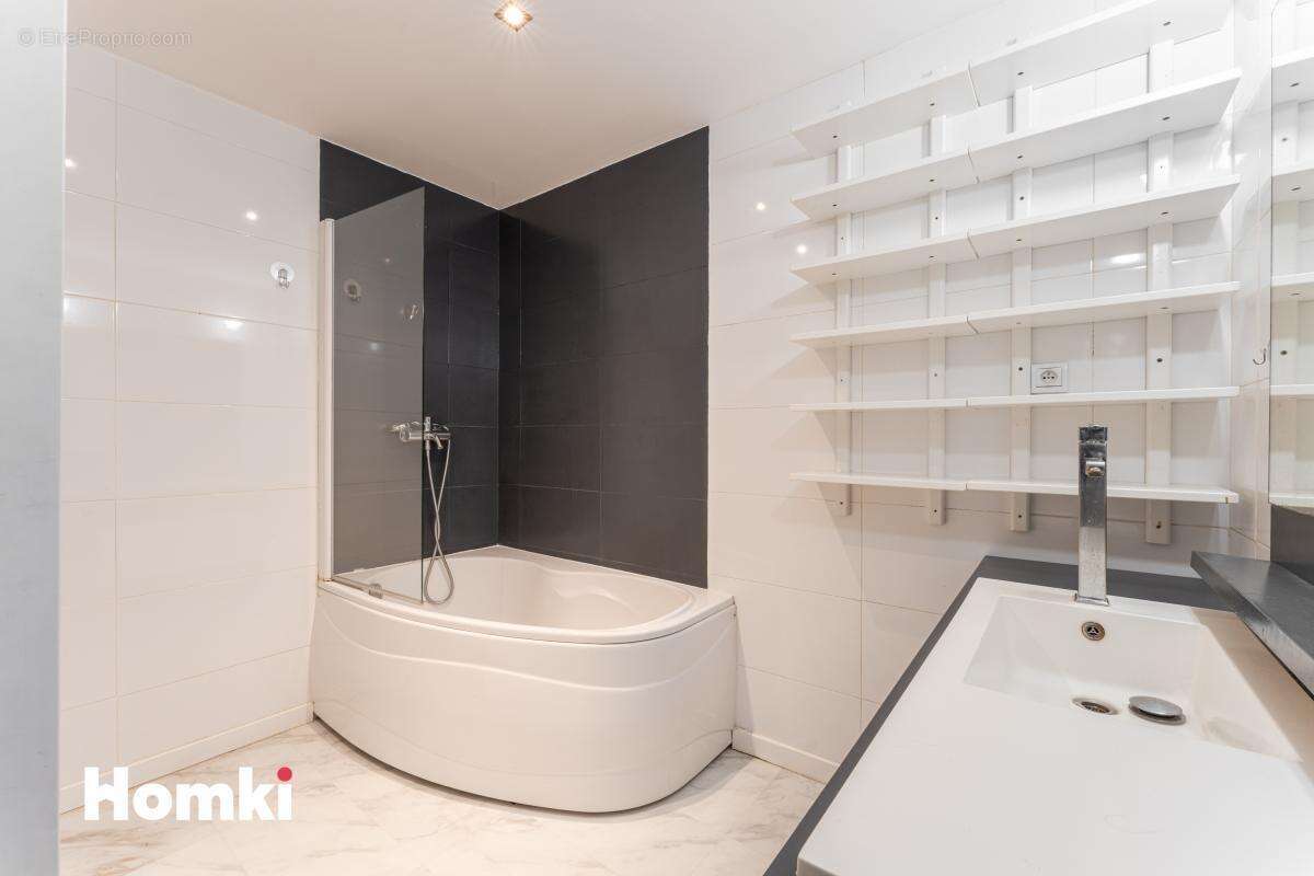 Appartement à MARSEILLE-12E