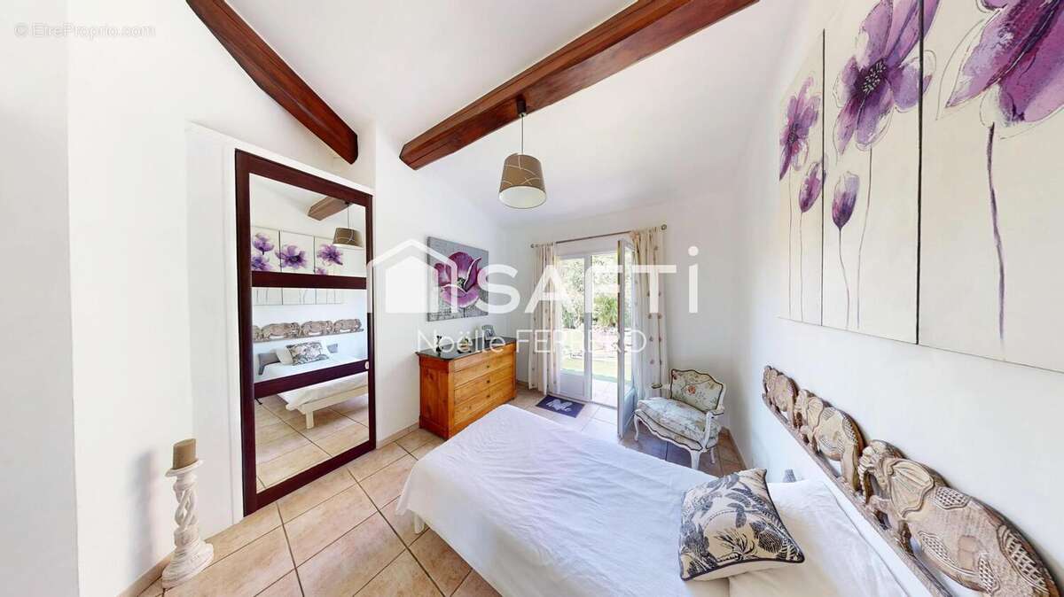 Photo 8 - Maison à FREJUS