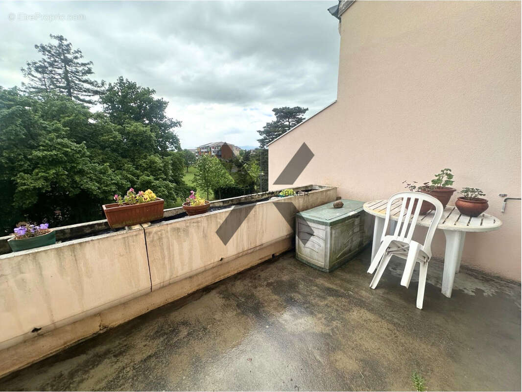 Appartement à RIORGES