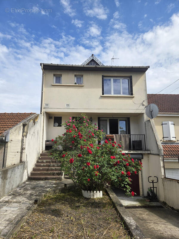Maison à PIERREFITTE-SUR-SEINE
