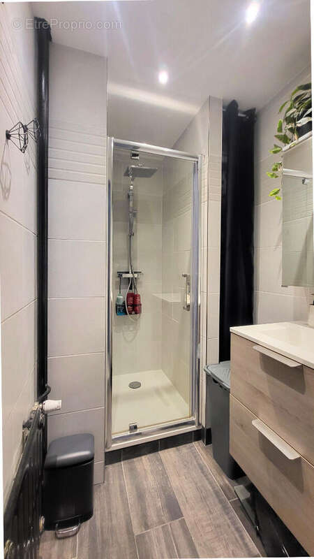 Herblay Sur Seine - Appartement 5 pièces  de 96m²  avec balcon, caves, parking et box - photo 8