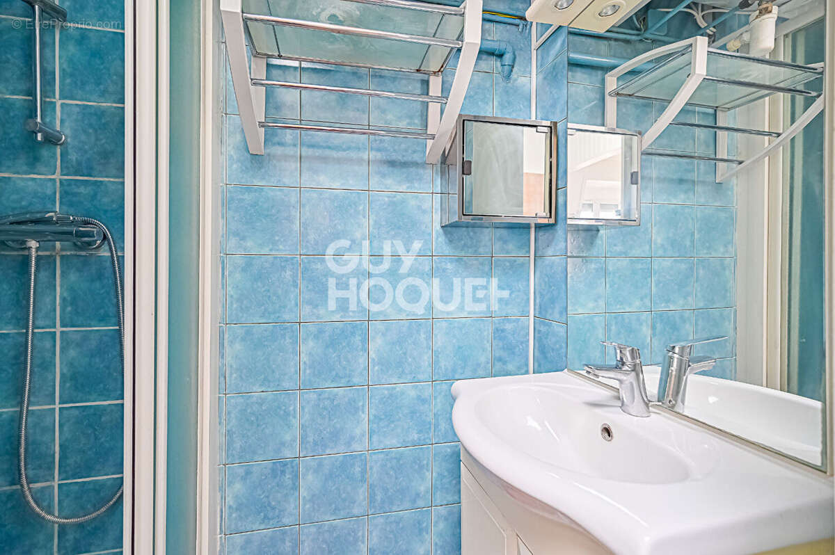 Appartement à PARIS-12E