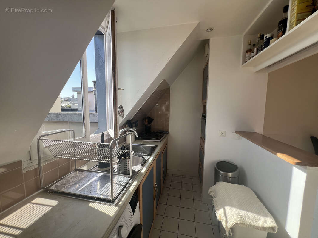 Rue denfert rochereau - dernier etage - photo 6