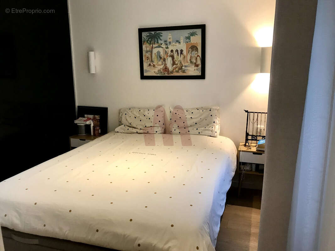Appartement à PARIS-10E