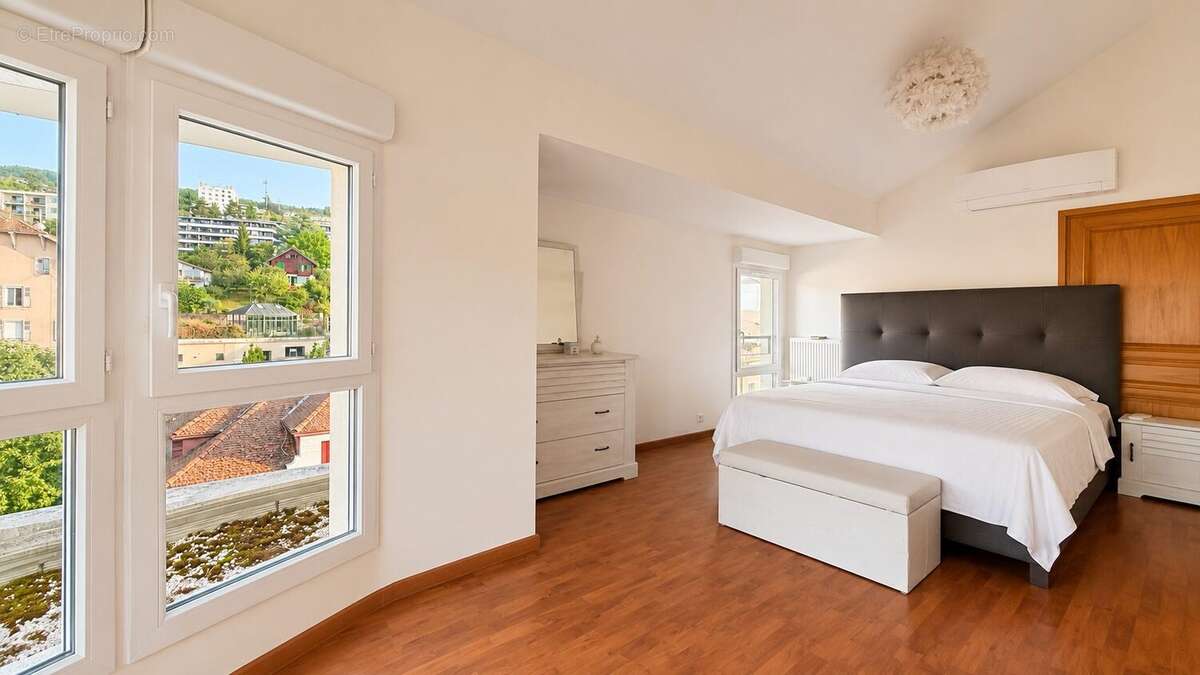 Appartement 168 m² à Evian-Les-Bains  - photo 4